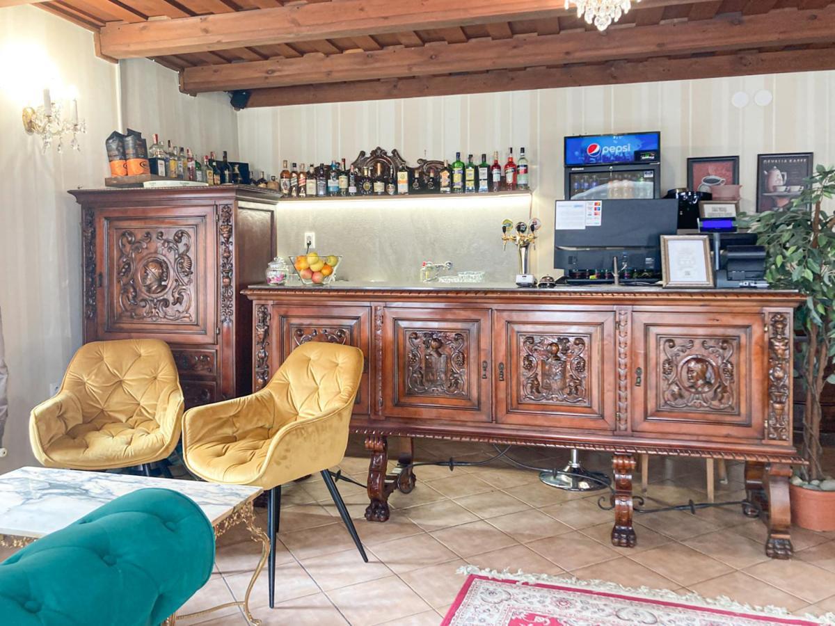 Hotel Salamander - Garni 3*